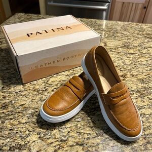 Women's Size 8 PATINA/Portland Leather Goods Boardwalk Penny Loafers Dune